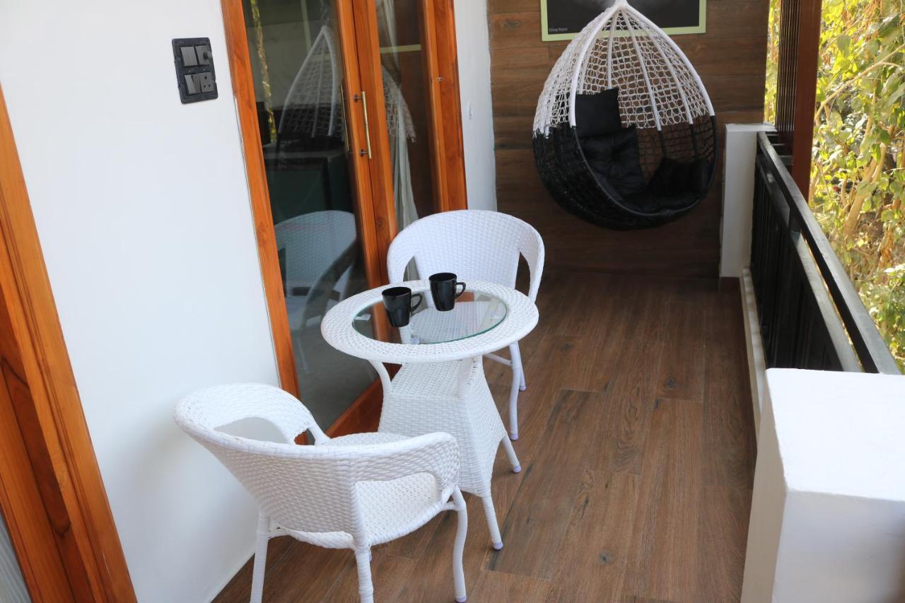 Barefoot Homestays 兰纳加 外观 照片